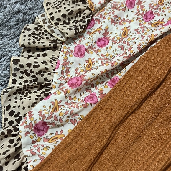 Umgee Top - Picture 2 of 3